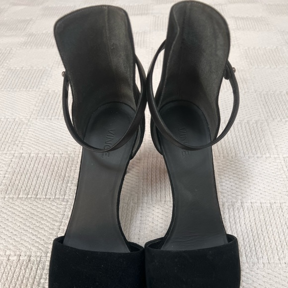 Vince Adley Suede Sandal with Ankle Strap Sz. 38 - Picture 3 of 6